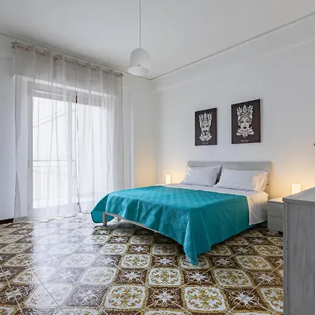 Apartment Via Liberta Roomy